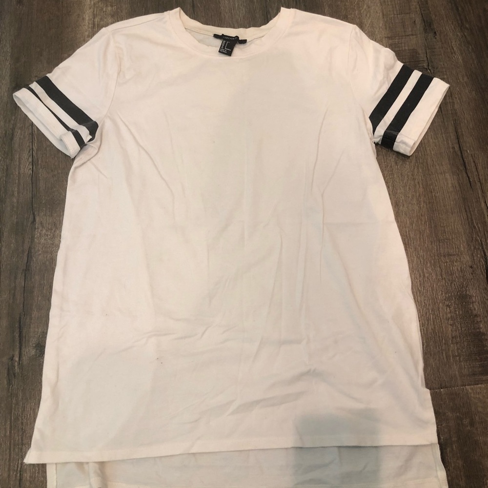 Forever 21 T shirt